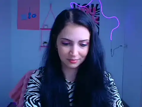 Snapshot of Amalia_amor chatting on October 21, 2025, 11:42 am Amalia amor online show from October 21, 2025, 11:42 am