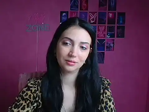 Snapshot of Amalia_amor chatting on November 13, 2025, 6:50 am Amalia amor online show from November 13, 2025, 6:50 am