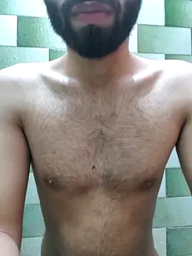 Snapshot of TOPMOON001 chatting on February 28, 2025, 7:05 am TOPMOON001 online show from February 28, 2025, 7:05 am