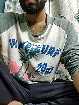 Snapshot of TOPMOON001 chatting on March 10, 2025, 8:28 am TOPMOON001 online show from March 10, 2025, 8:28 am