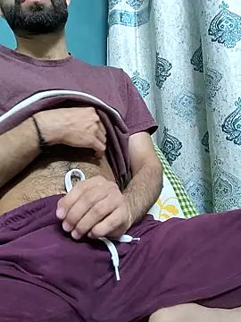 Snapshot of TOPMOON001 chatting on October 6, 2025, 8:48 am TOPMOON001 online show from October 6, 2025, 8:48 am