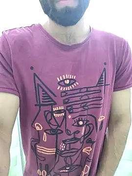 Snapshot of TOPMOON001 chatting on October 12, 2025, 7:04 pm TOPMOON001 online show from October 12, 2025, 7:04 pm