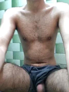 Snapshot of TOPMOON001 chatting on March 5, 2025, 7:16 am TOPMOON001 online show from March 5, 2025, 7:16 am