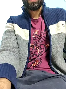 Snapshot of TOPMOON001 chatting on March 5, 2025, 11:49 am TOPMOON001 online show from March 5, 2025, 11:49 am