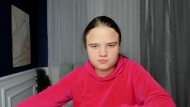 Snapshot of AdeleCruz chatting on January 7, 2026, 1:05 pm AdeleCruz online show from January 7, 2026, 1:05 pm