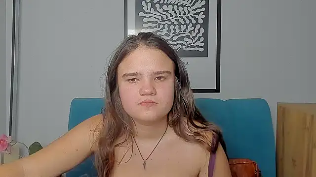 Snapshot of AdeleCruz chatting on January 15, 2026, 1:25 pm AdeleCruz online show from January 15, 2026, 1:25 pm