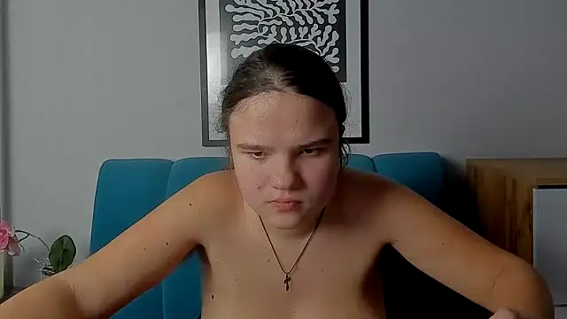 Snapshot of AdeleCruz chatting on February 8, 2026, 1:20 pm AdeleCruz online show from February 8, 2026, 1:20 pm