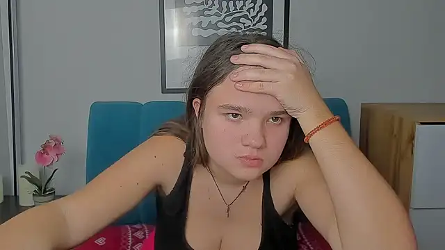 Snapshot of AdeleCruz chatting on January 5, 2026, 5:27 pm AdeleCruz online show from January 5, 2026, 5:27 pm