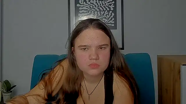 Snapshot of AdeleCruz chatting on February 18, 2026, 8:11 am AdeleCruz online show from February 18, 2026, 8:11 am