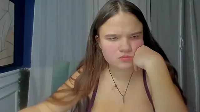 Snapshot of AdeleCruz chatting on February 11, 2026, 1:11 pm AdeleCruz online show from February 11, 2026, 1:11 pm