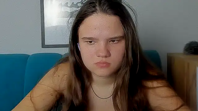 AdeleCruz online show from March 10, 2026, 1:15 pm