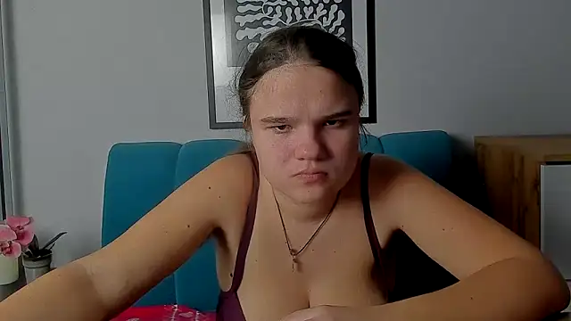 Snapshot of AdeleCruz chatting on February 9, 2026, 1:09 pm AdeleCruz online show from February 9, 2026, 1:09 pm