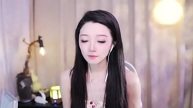 Zoe-99 online show from December 15, 2025, 12:44 pm