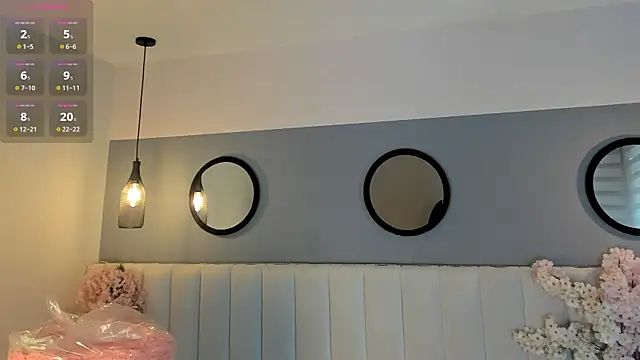 chelsea bolton  online show from March 24, 2026, 3:01 pm