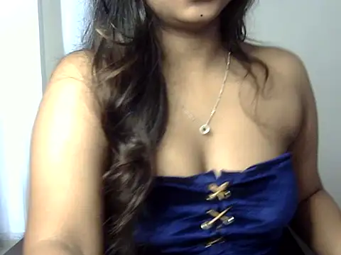 Niyaa77 online show from September 13, 2025, 6:46 am