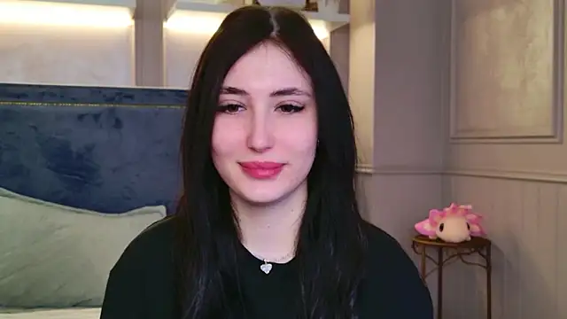 EmmaLawrens online show from March 13, 2026, 10:42 am