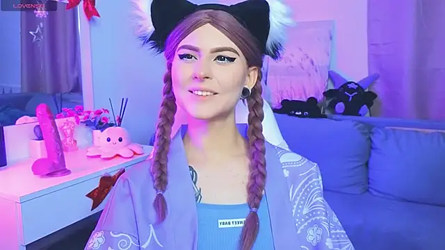 Emily  Mooree online show from January 31, 2025, 4:14 am