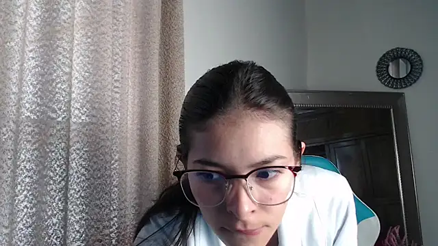 Aleska Miami online show from September 17, 2025, 1:46 pm