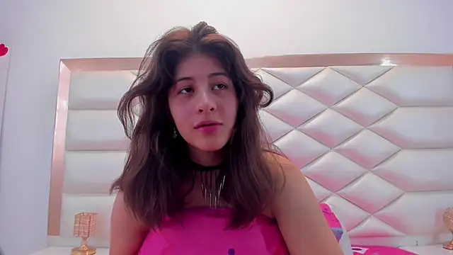 MiaQueen021 online show from March 10, 2025, 7:18 pm