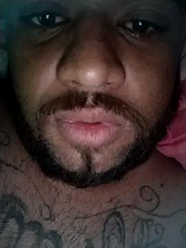 Snapshot of safado0027 chatting on October 16, 2025, 1:36 am safado0027 online show from October 16, 2025, 1:36 am