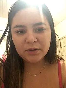 Snapshot of julinha2311 chatting on October 19, 2025, 9:39 pm julinha2311 online show from October 19, 2025, 9:39 pm