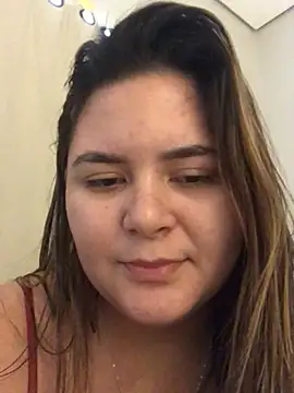 Snapshot of julinha2311 chatting on January 14, 2025, 12:24 pm julinha2311 online show from January 14, 2025, 12:24 pm