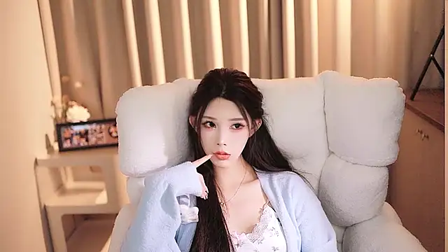 muyan 00 online show from March 12, 2025, 4:35 pm