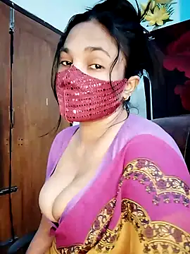 Snapshot of Anika-1 chatting on December 4, 2025, 8:35 am Anika-1 online show from December 4, 2025, 8:35 am