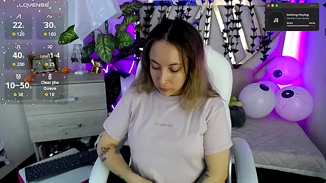 Snapshot of NyxAndria_1 chatting on October 22, 2025, 10:30 pm NyxAndria 1 online show from October 22, 2025, 10:30 pm