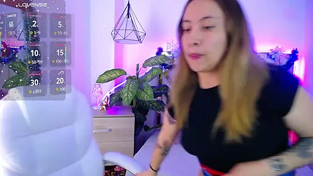 Snapshot of NyxAndria_1 chatting on November 20, 2025, 10:09 pm NyxAndria 1 online show from November 20, 2025, 10:09 pm