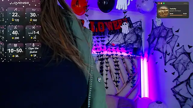 Snapshot of NyxAndria_1 chatting on October 24, 2025, 10:09 pm NyxAndria 1 online show from October 24, 2025, 10:09 pm