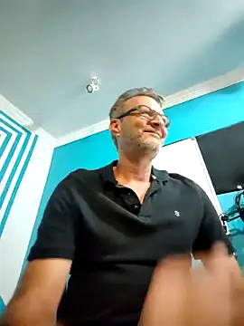 Snapshot of itsmeyes69 chatting on January 29, 2025, 5:35 pm itsmeyes69 online show from January 29, 2025, 5:35 pm