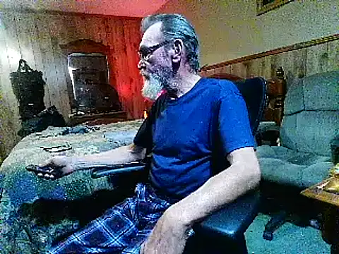 Snapshot of Aldick68 chatting on March 19, 2025, 12:15 am Aldick68 online show from March 19, 2025, 12:15 am