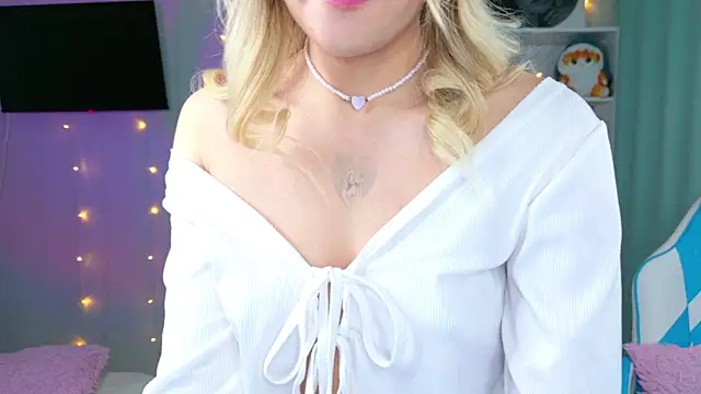 Snapshot of Mercedes_Robinson chatting on December 5, 2025, 4:22 am Mercedes Robinson online show from December 5, 2025, 4:22 am