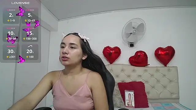 Snapshot of Maylin_horny19 chatting on October 9, 2025, 7:25 pm Maylin horny19 online show from October 9, 2025, 7:25 pm