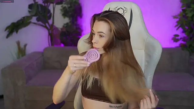 Lika Secret  online show from October 6, 2025, 2:29 pm