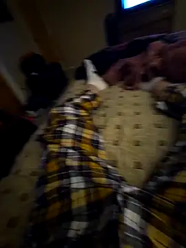 Snapshot of Rzemtsefg chatting on February 4, 2026, 10:10 am Rzemtsefg online show from February 4, 2026, 10:10 am