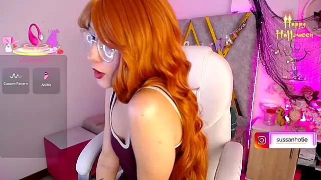 Snapshot of SussanHottye1_ chatting on November 12, 2025, 9:57 am SussanHottye1 online show from November 12, 2025, 9:57 am