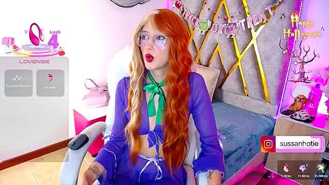 Snapshot of SussanHottye1_ chatting on October 26, 2025, 11:43 am SussanHottye1 online show from October 26, 2025, 11:43 am