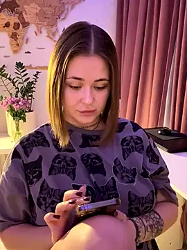 Snapshot of gi_grahams chatting on October 24, 2025, 4:28 pm gi grahams online show from October 24, 2025, 4:28 pm