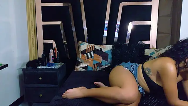 Snapshot of SolEvanss chatting on November 20, 2025, 3:51 am SolEvanss online show from November 20, 2025, 3:51 am