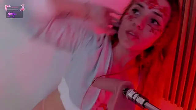 alliss ginger  online show from October 31, 2025, 8:27 pm