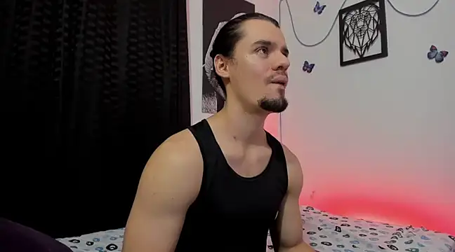 maxi styles online show from March 1, 2025, 4:04 am