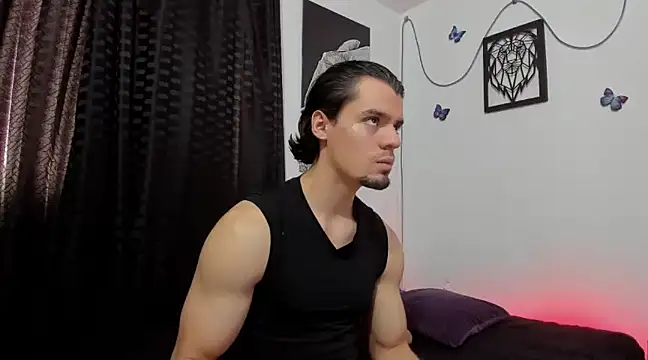 maxi styles online show from January 27, 2025, 6:20 pm