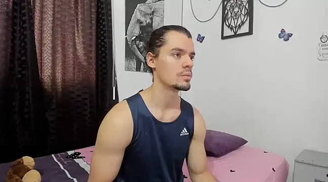 maxi styles online show from March 22, 2025, 6:58 pm