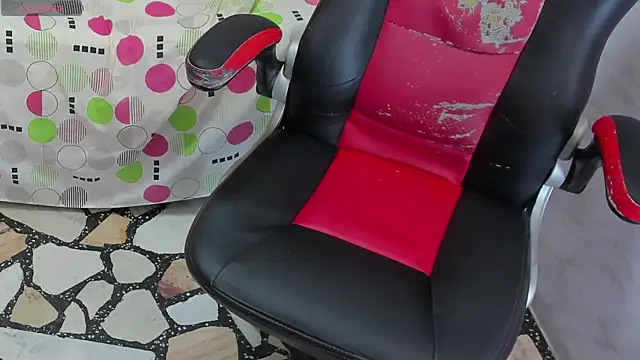 CamyMature online show from January 27, 2025, 9:11 pm