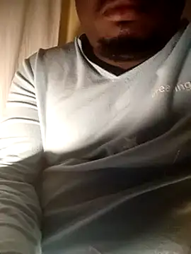 Snapshot of Dube501 chatting on March 7, 2025, 6:33 pm Dube501 online show from March 7, 2025, 6:33 pm