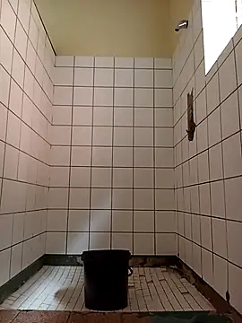 Snapshot of Dube501 chatting on November 7, 2025, 8:08 am Dube501 online show from November 7, 2025, 8:08 am