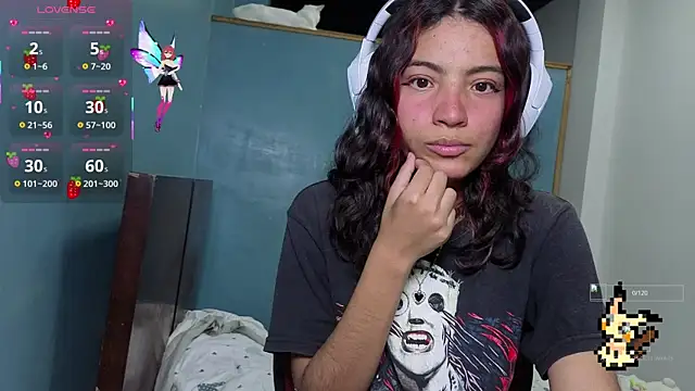 Lovelyamyy online show from October 11, 2025, 3:35 pm