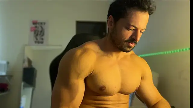 Lucasfit24 online show from March 11, 2026, 2:55 pm